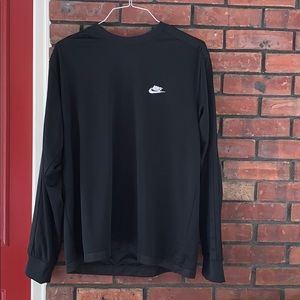 Men’s Nike long sleeve shirt